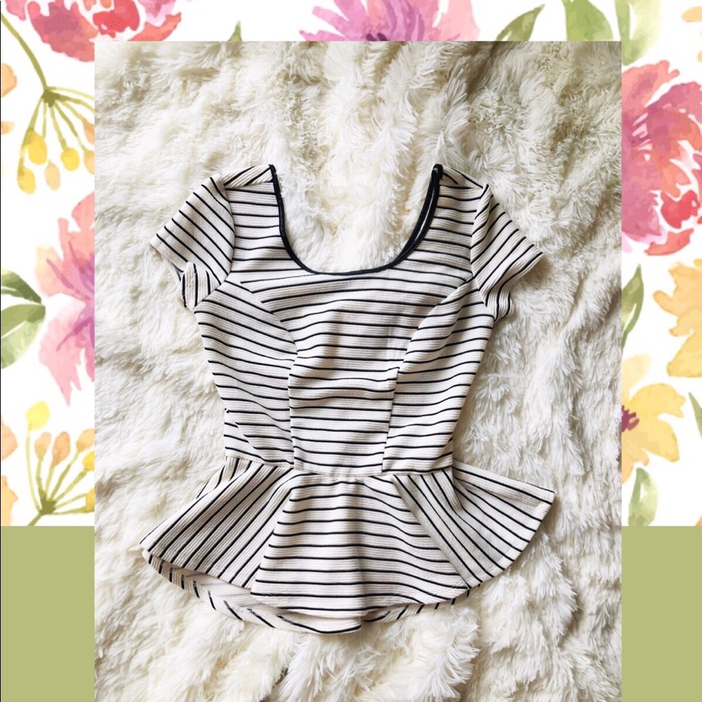 Xhilaration top